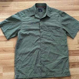 Green Haggar shirt